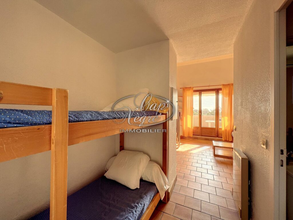 PRAMOUSQUIER – PLAGE A PIEDS – NR pièces – NR chambres – NR m²