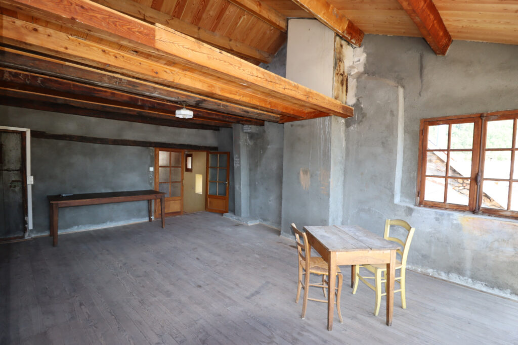 Belle Maison de village Plein sud – Très belle vue dégagée – 9 pièces – 5 chambres – 168 m²