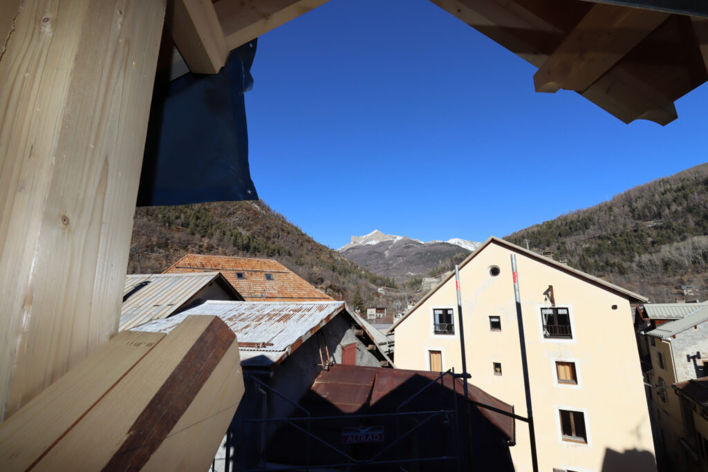 Belle Maison de village Plein sud – Très belle vue dégagée – 9 pièces – 5 chambres – 168 m²