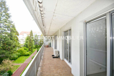 LYON 3ème –  Vaste APPARTEMENT de type T5 + CAVE + GARAGE EN – 5 pièces – 3 chambres – 119.85 m²