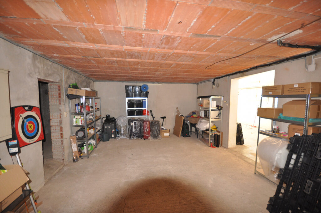 Auterive-Maison 4 pièces 240 m2 – 4 pièces – 3 chambres – 240 m²