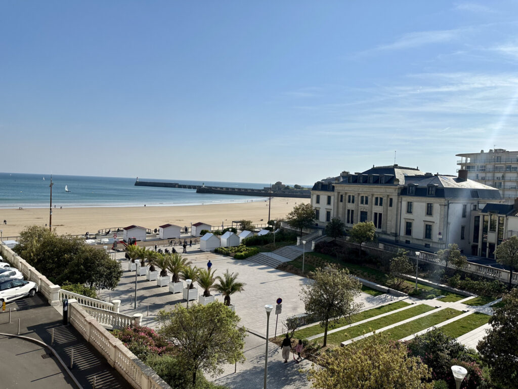 LOUP – vue dégagée sur le Palais et la Mer – 1 pièce – NR chambres – 29.33 m²