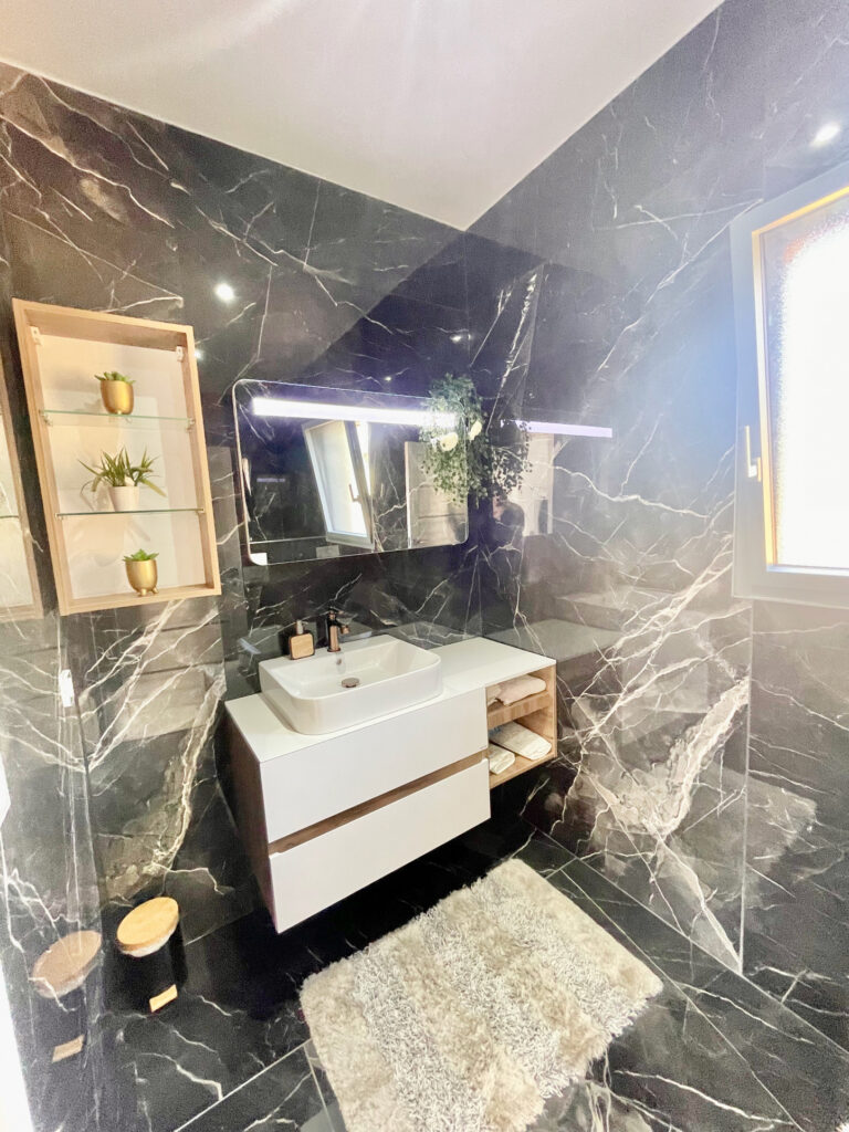 VILLA DE PRESTIGE – 6 pièces – 4 chambres – 273 m²