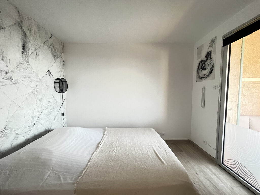 Magnifique vue mer pour cet appartement avec terrasse  – 2 pièces – 1 chambre – 27 m²