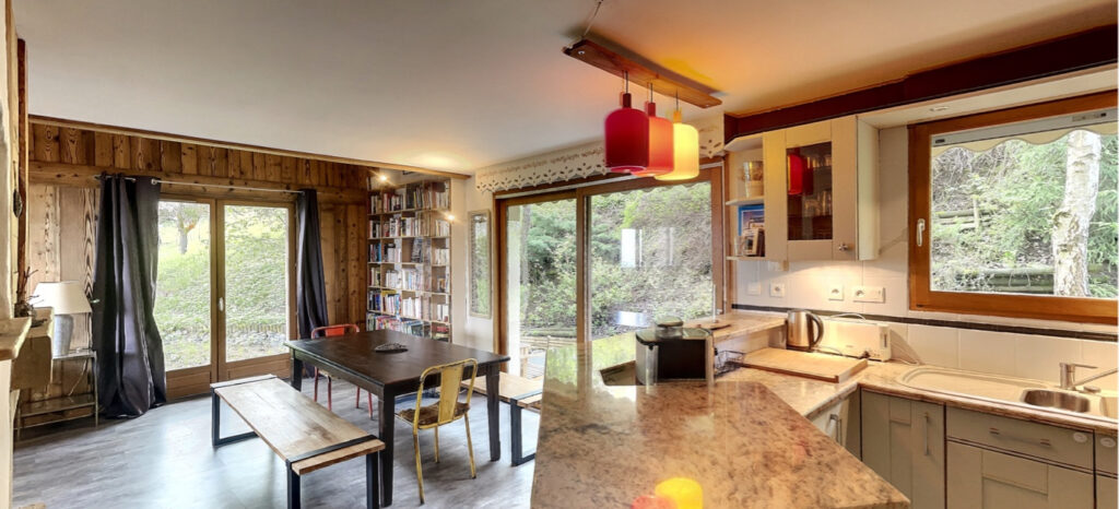 Maison à acheter avec terrasse à Saint Gervais Les Bains – 7 pièces – 3 chambres – 132 m²