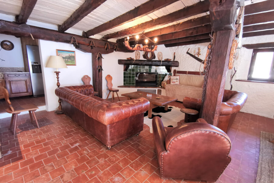 Maison à vendre à La foux d allos