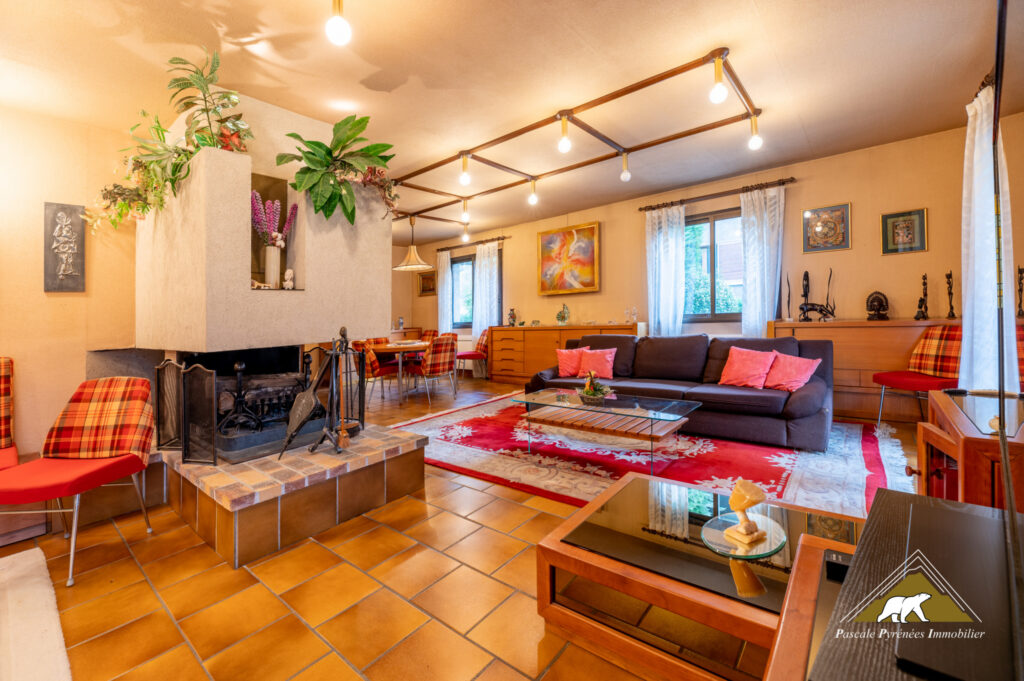 Saint-Lary-Soulan, La maison ‘Coup de Coeur’ pour grande fam – 8 pièces – 5 chambres – 300 m²