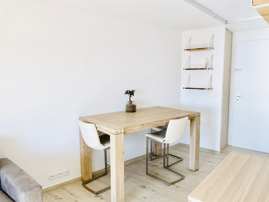 Magnifique vue mer pour cet appartement avec terrasse  – 2 pièces – 1 chambre – 27 m²