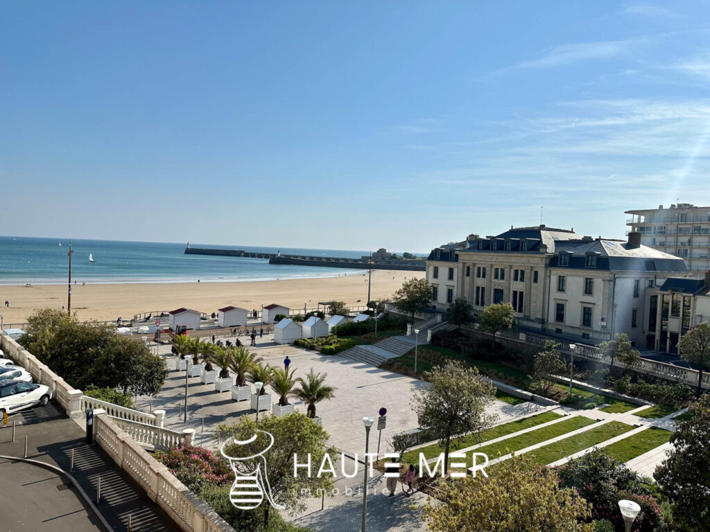 LOUP – vue dégagée sur le Palais et la Mer – 1 pièce – NR chambres – 29.33 m²