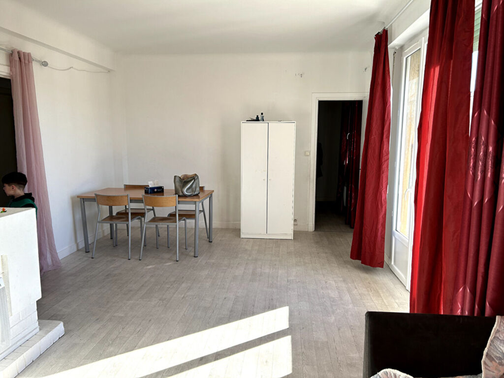 Toulon OUEST 4 pièce(s) 74m2 vue MER – 4 pièces – NR chambres – 72 m²