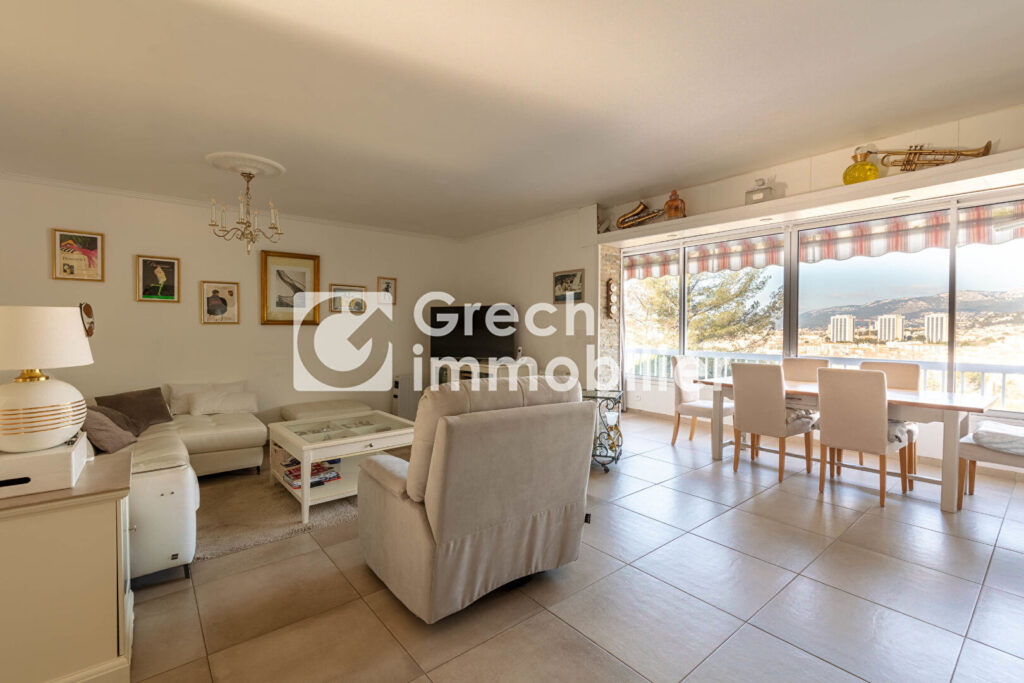 Appartement 5 pièces – 3 chambres, 3 terrasses, jardin et ga – 5 pièces – 3 chambres – 97.05 m²