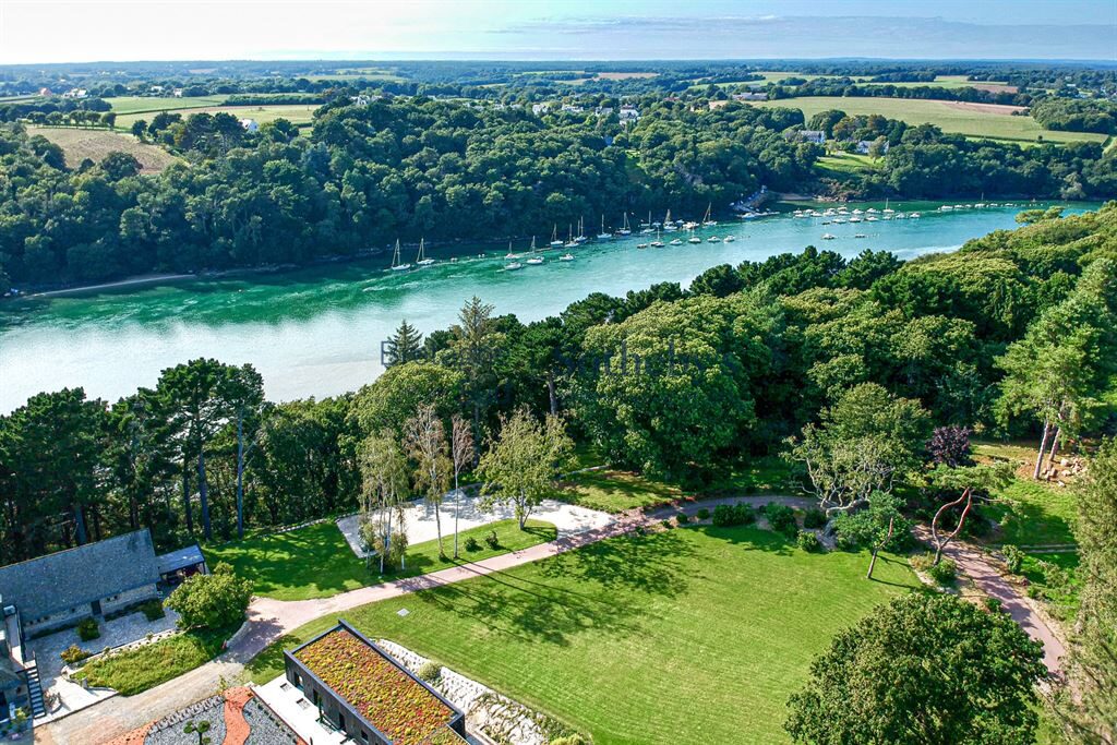 Morbihan à Guidel, Appartement 2 pièces – terrasse à louer, vue rivière les pieds dans l’eau. – 2 pièces – 1 chambre – 50 m²
