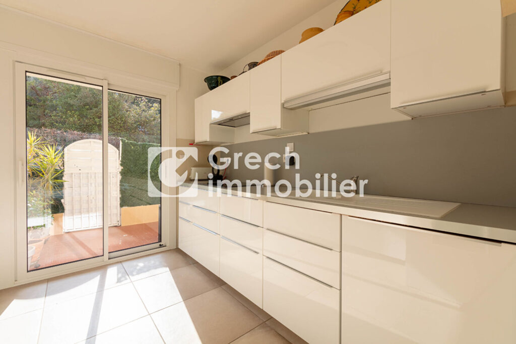 Appartement 5 pièces – 3 chambres, 3 terrasses, jardin et ga – 5 pièces – 3 chambres – 97.05 m²