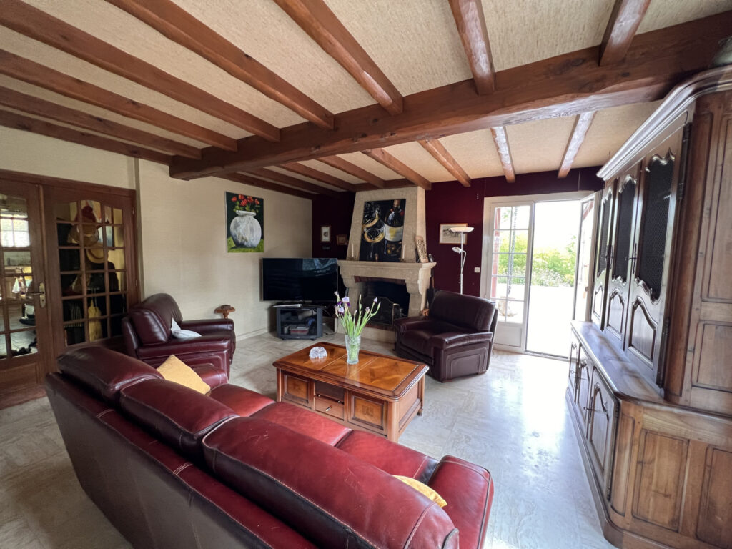 Agréable PAVILLON avec belle vue sur la campagne – 5 pièces – 4 chambres – 154 m²