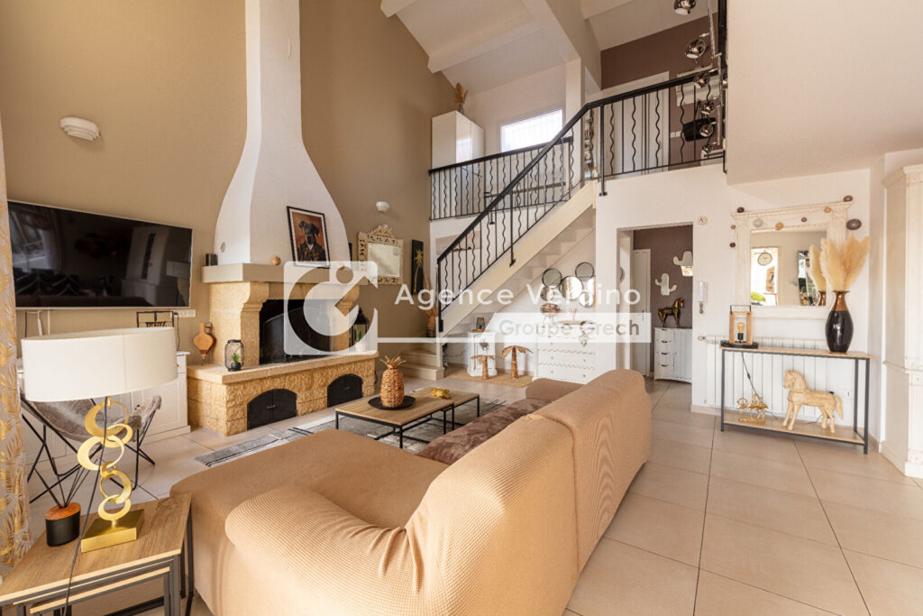 Nouveauté – Carqueiranne – Villa vue mer 140 m2 avec piscine – 4 pièces – 3 chambres – 140 m²