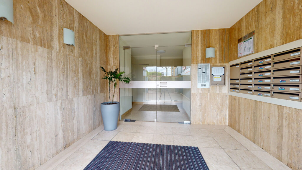 Trés Bel appartement 2 pièces avec balcon au sud-ouest et vu – 2 pièces – 1 chambre – 47 m²