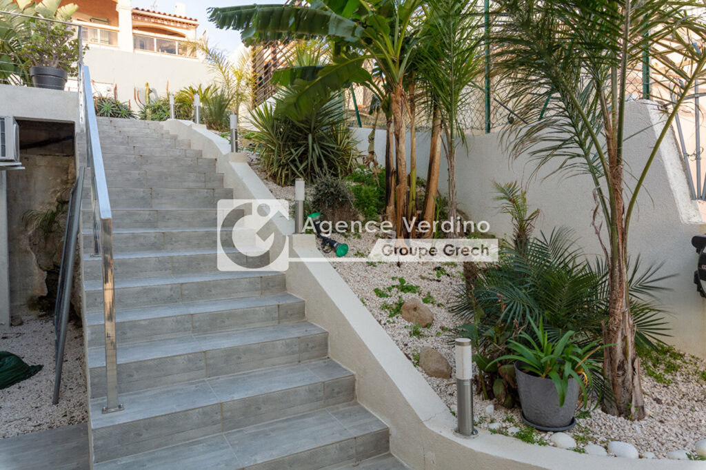 Nouveauté – Carqueiranne – Villa vue mer 140 m2 avec piscine – 4 pièces – 3 chambres – 140 m²