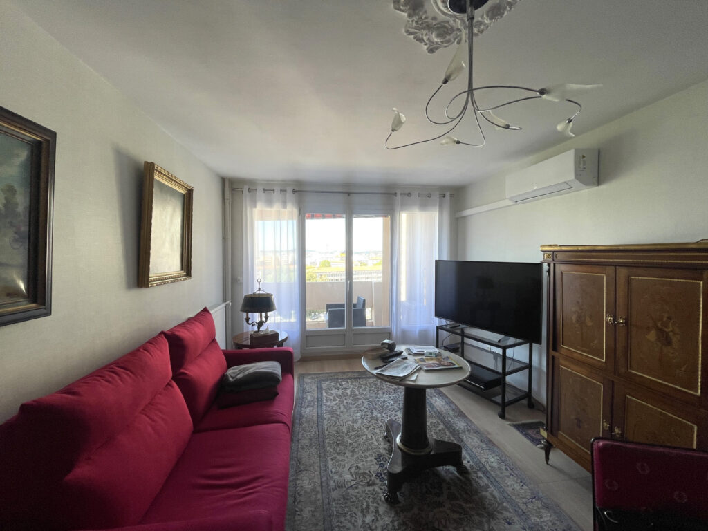 Appartement Viager occupé vue mer. – 3 pièces – 2 chambres – 82 m²