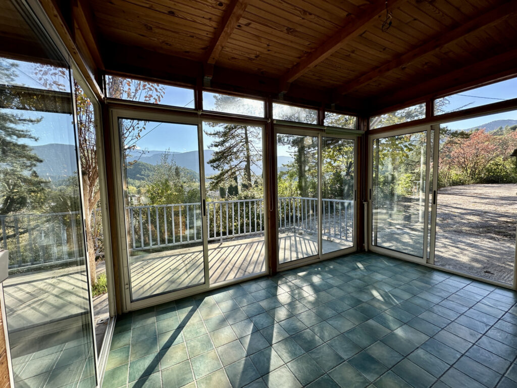 Villa mitoyenne avec jardin en Drôme Provençale – 4 pièces – 3 chambres – 64 m²