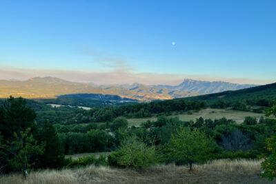 Ancien corps de ferme rénové avec vue dominante – 7 pièces – 4 chambres – 355 m²