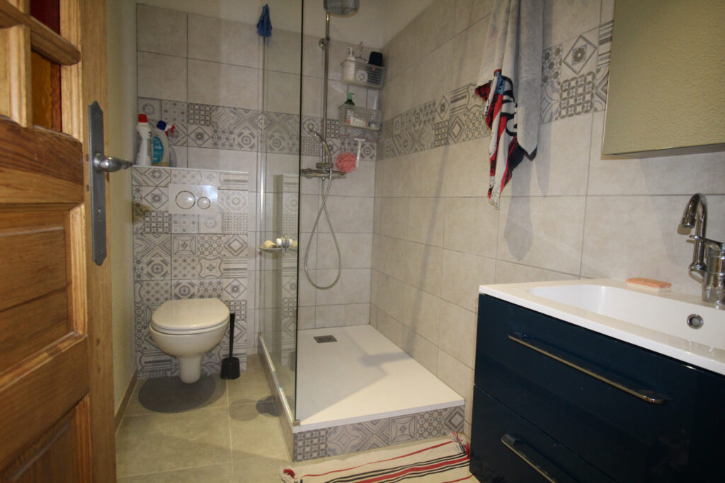 Superbe appartement de 94 m2 avec garage – 4 pièces – 2 chambres – 94 m²