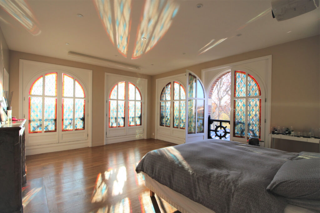  Magnifique Demeure Bord de Marne – 9 pièces – 5 chambres – 320 m²