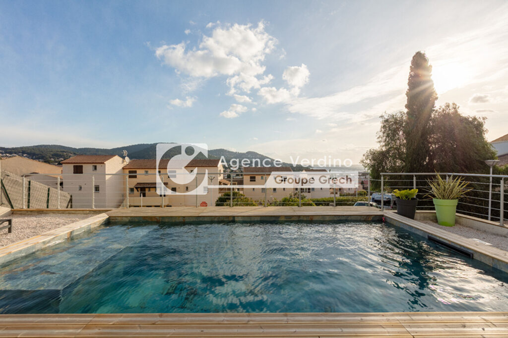 Nouveauté – Carqueiranne – Villa vue mer 140 m2 avec piscine – 4 pièces – 3 chambres – 140 m²