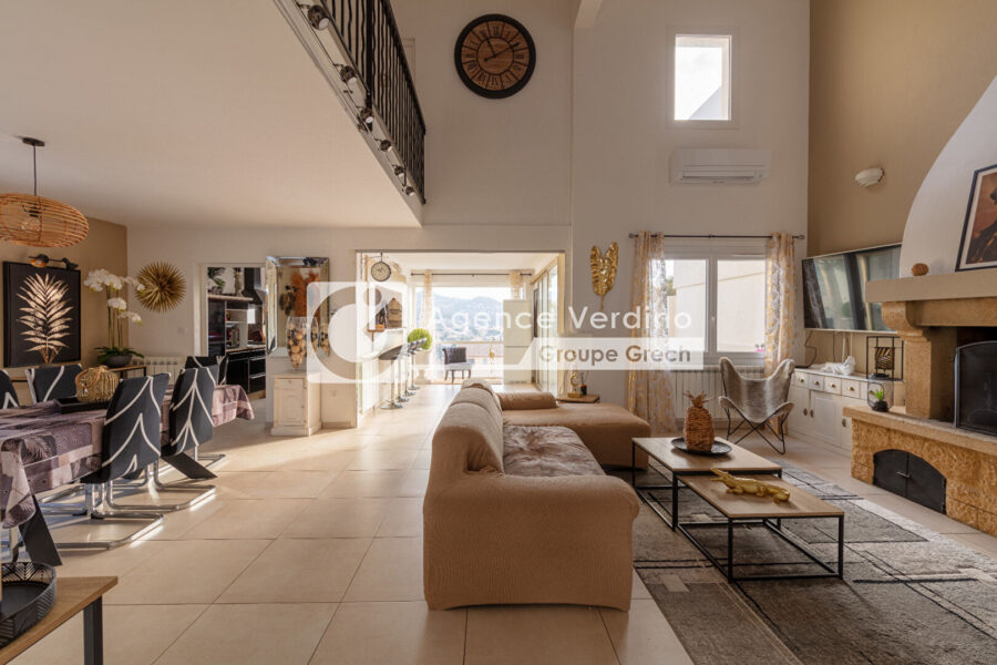Maison à vendre à Carqueiranne
