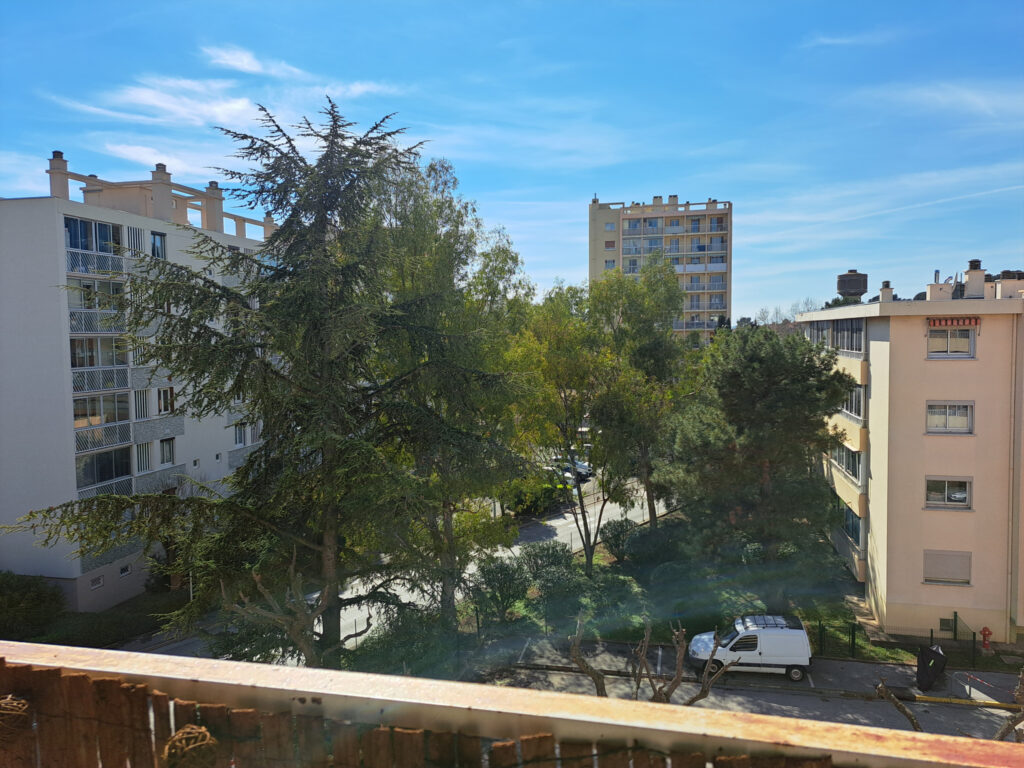 CENTRE LA VALETTE INVESTISSEURS – 3 pièces – 2 chambres – 57 m²