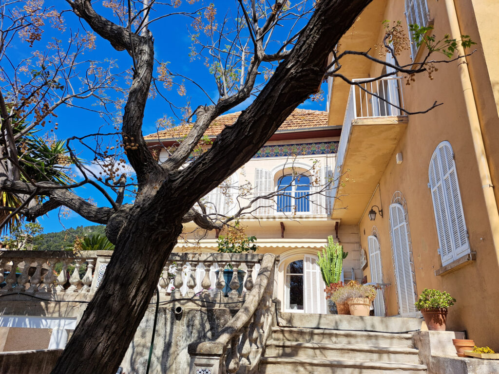 APPARTEMENT T5  108 m2 VUE MER ORTOLAN – 5 pièces – 3 chambres – 107.7 m²