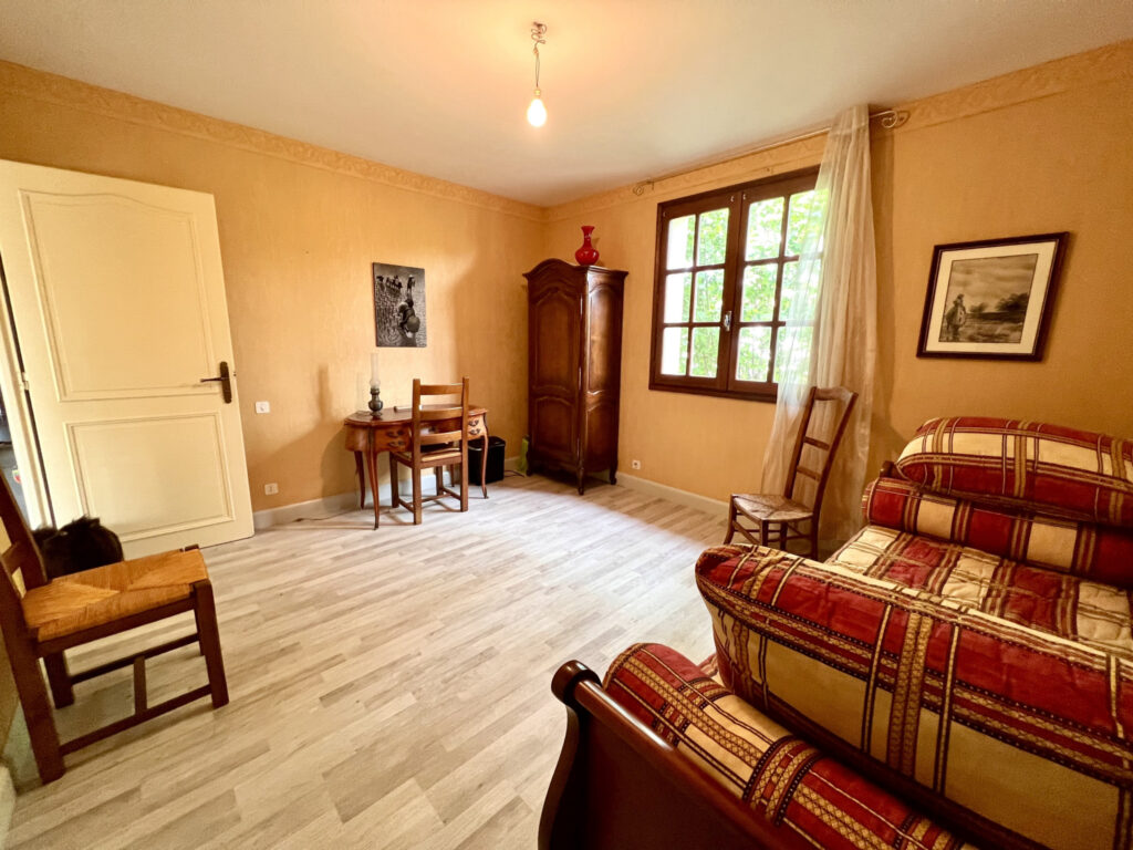 Agréable PAVILLON avec belle vue sur la campagne – 5 pièces – 4 chambres – 154 m²