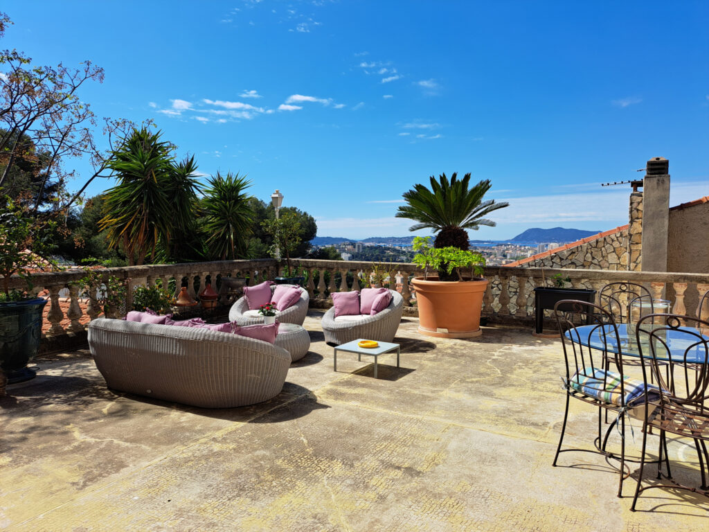 APPARTEMENT T5  108 m2 VUE MER ORTOLAN – 5 pièces – 3 chambres – 107.7 m²