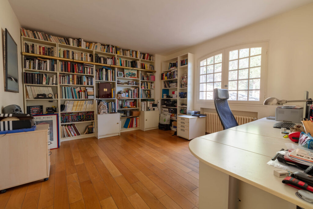 Maison à vendre à Toulon (83) avec Grech immobilier Toulon – 7 pièces – 5 chambres – 220 m²