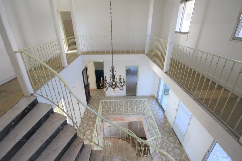  Belle maison spacieuse avec vue Paris – 8 pièces – 6 chambres – 264 m²