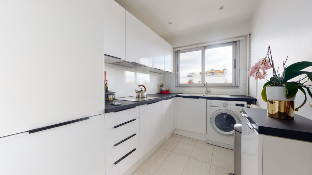 Trés Bel appartement 2 pièces avec balcon au sud-ouest et vu – 2 pièces – 1 chambre – 47 m²