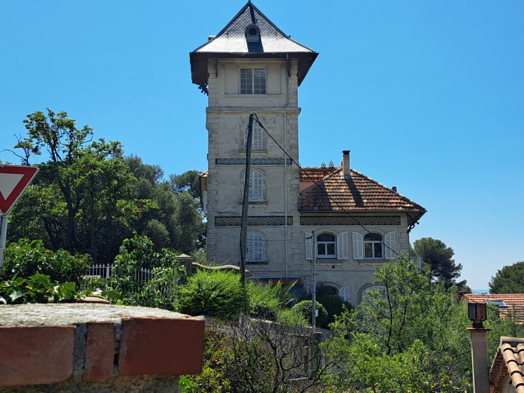 APPARTEMENT T5  108 m2 VUE MER ORTOLAN – 5 pièces – 3 chambres – 107.7 m²