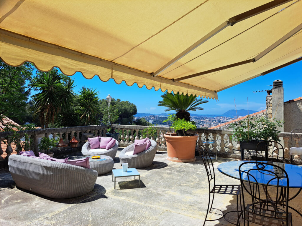 APPARTEMENT T5  108 m2 VUE MER ORTOLAN – 5 pièces – 3 chambres – 107.7 m²