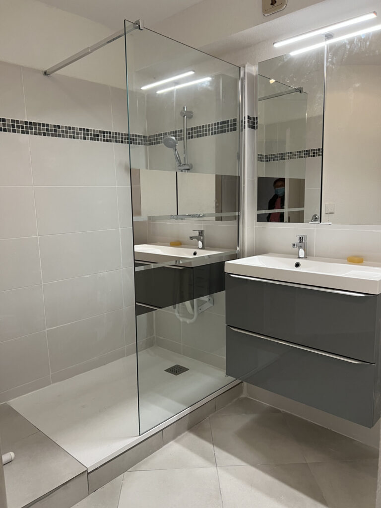 Studio 38m2 + terrasse en résidence de services  – 1 pièce – NR chambres – 37.85 m²