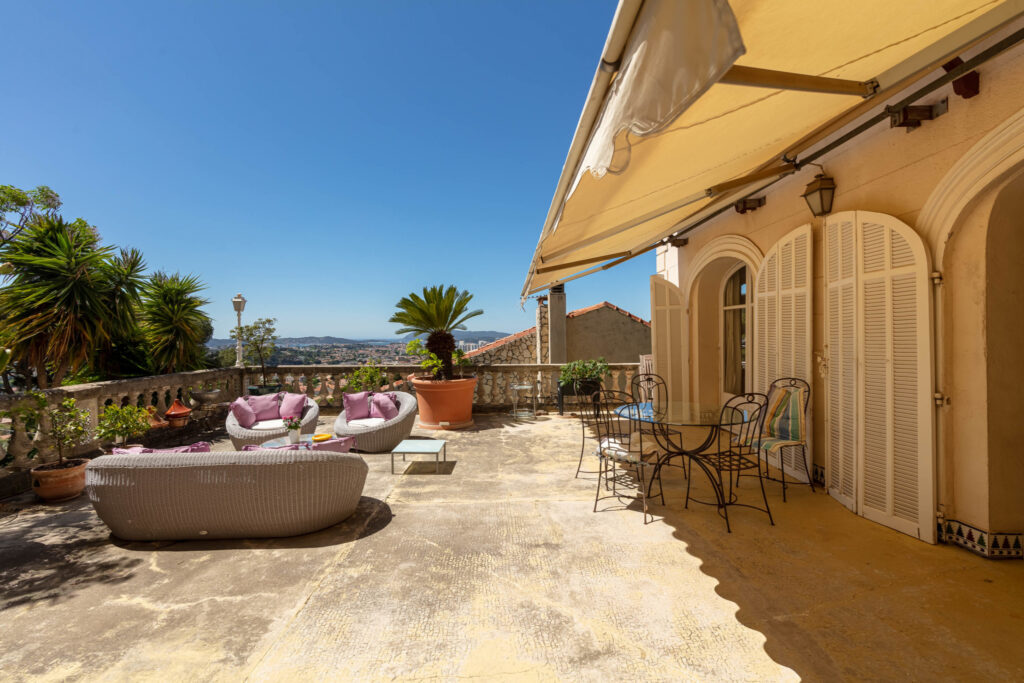 APPARTEMENT T5  108 m2 VUE MER ORTOLAN – 5 pièces – 3 chambres – 107.7 m²