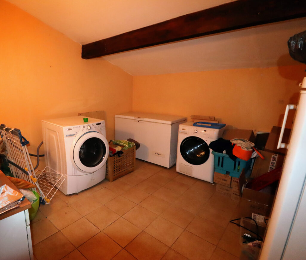 Grande Maison familiale à 5mn du village – 9 pièces – 5 chambres – 240 m²