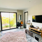 ‘Aix-Sud’ propriété contemporaine d’env 300 m2 avec garages  – 5 pièces – 4 chambres – 250 m²