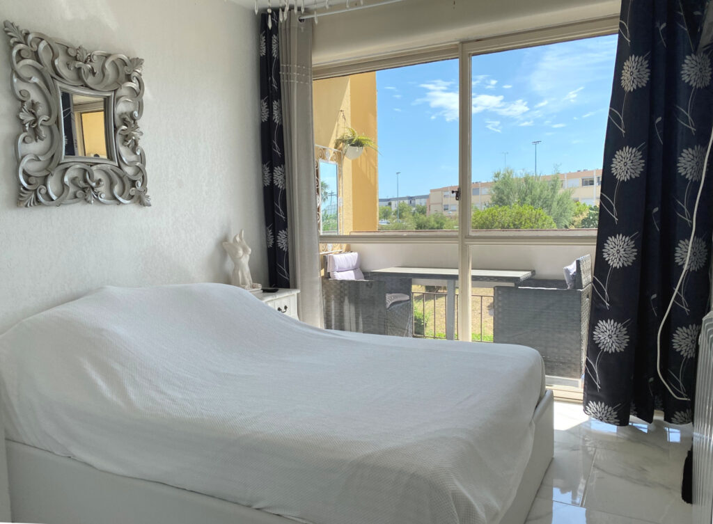 T5 vue étang rénové – 5 pièces – 4 chambres – 100 m²