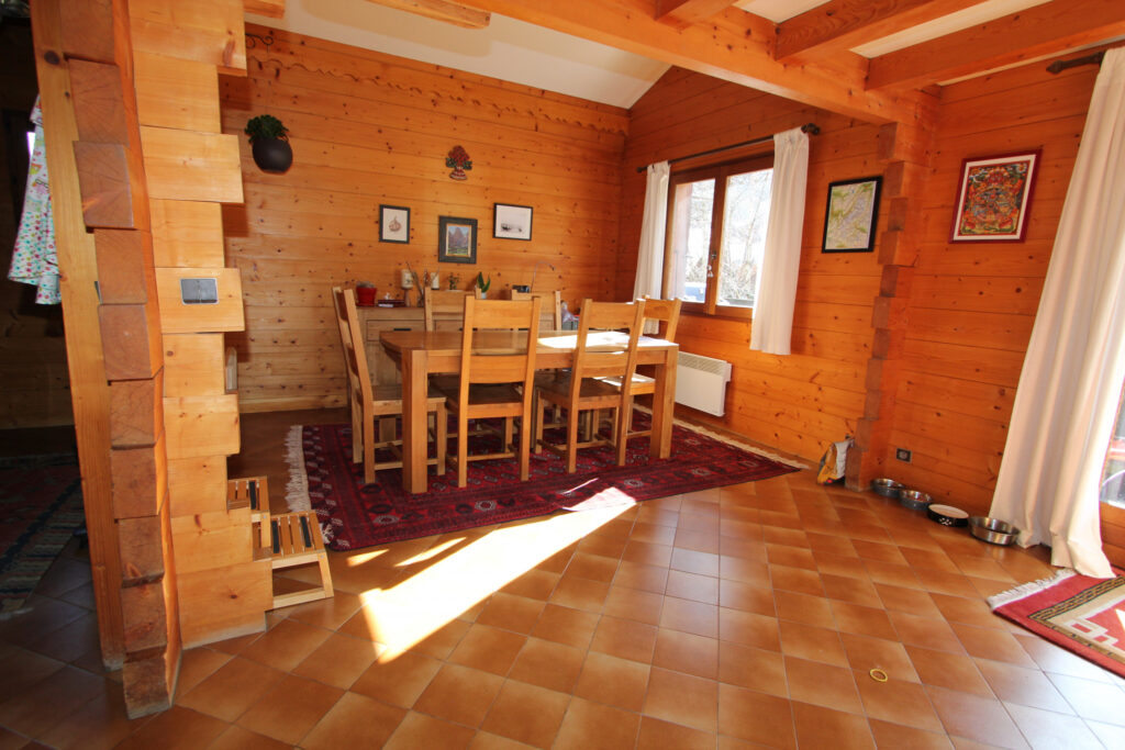 Chalet Le Gouter  – 6 pièces – 3 chambres – 90 m²