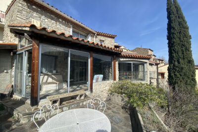 Au coeur du vallespir , dans un village de carractère, maiso – 8 pièces – 7 chambres – 300 m²
