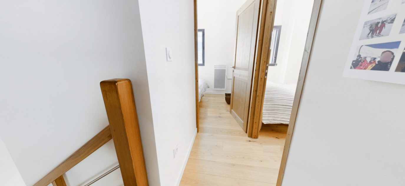 Appartement T4 duplex haut de gamme très spacieux et luxueux – 5 pièces – 4 chambres – 123 m²