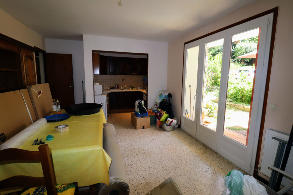 Grande Maison familiale à 5mn du village – 9 pièces – 5 chambres – 240 m²