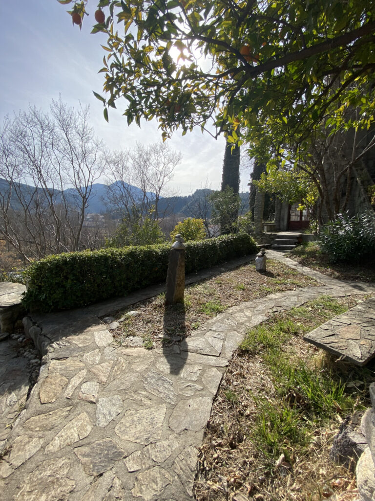 Au coeur du vallespir , dans un village de carractère, maiso – 8 pièces – 7 chambres – 300 m²