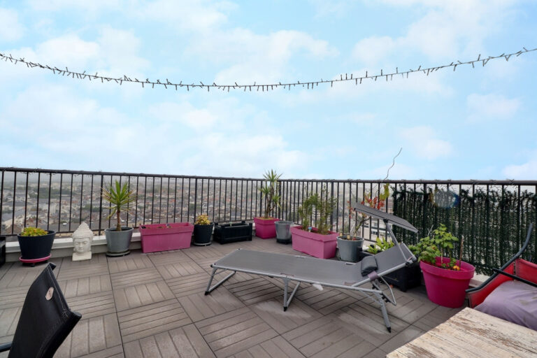 Appartement dernier étage avec terrasse Angers – 4 pièces – 3 chambres – 96.14 m²
