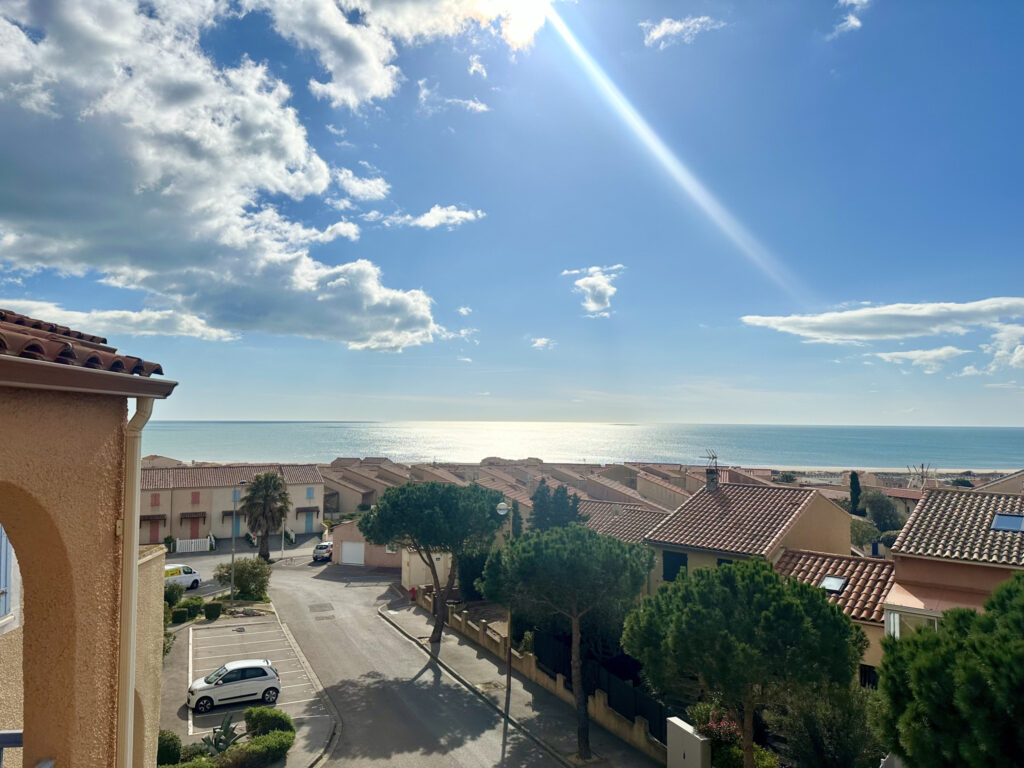 APPARTEMENT T2 VUE MER  – 2 pièces – 1 chambre – 23.4 m²