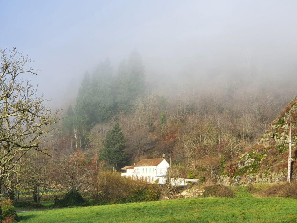 Jolie maison avec vue sur le Lot 12320 Conques-en-Rouergues – NR pièces – NR chambres